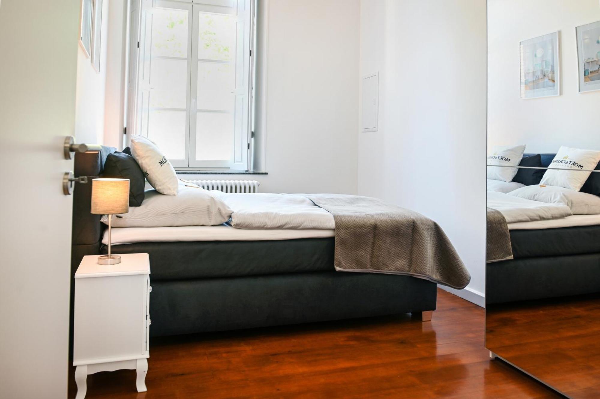 Roemer-Apartment Im Herenhaus Rheinblick Xanten Eksteriør bilde